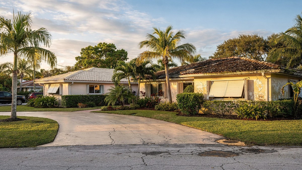 Two Palmetto Bay homes may have different repair, insurance, and ownership costs.